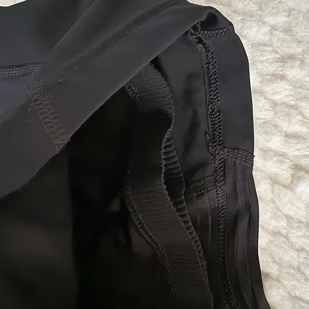 Nike Pro Dri-FIT Women’s Training Crop Top Black Half Zip Sleeveless M NWT Gym